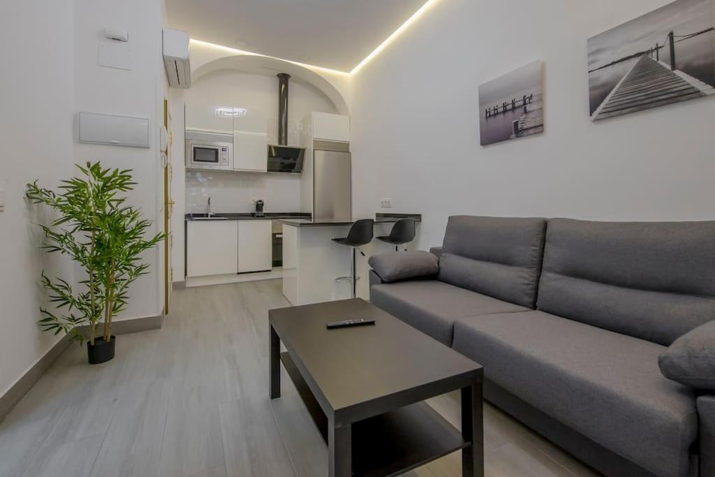 Suara Apartamentos 2 Madrid Eksteriør bilde